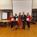 NJKV princ Mihailo i princeza Ljubica sa pobedničkom ekipom studenata