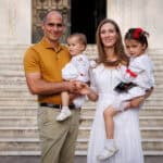 Porodična fotografija princ Mihailo i princeza Ljubica sa ćerkama princezom Natalijom i princezom Isidorom Karađorđević