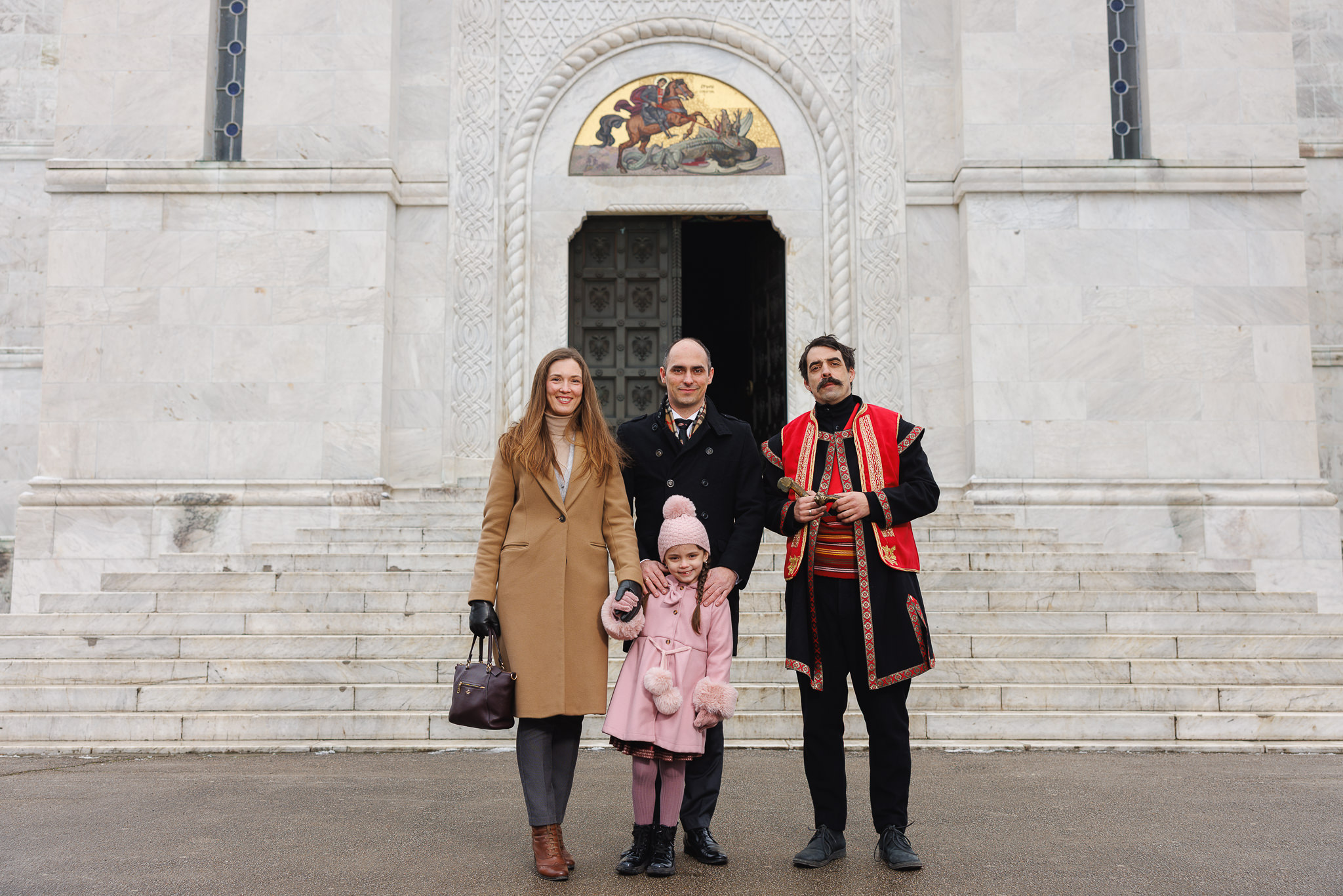 NJKV princ Mihailo, NJKV princeza LJubica, NJKV princeza Natalija Karađorđević sa glumcem Nikolom Škorić