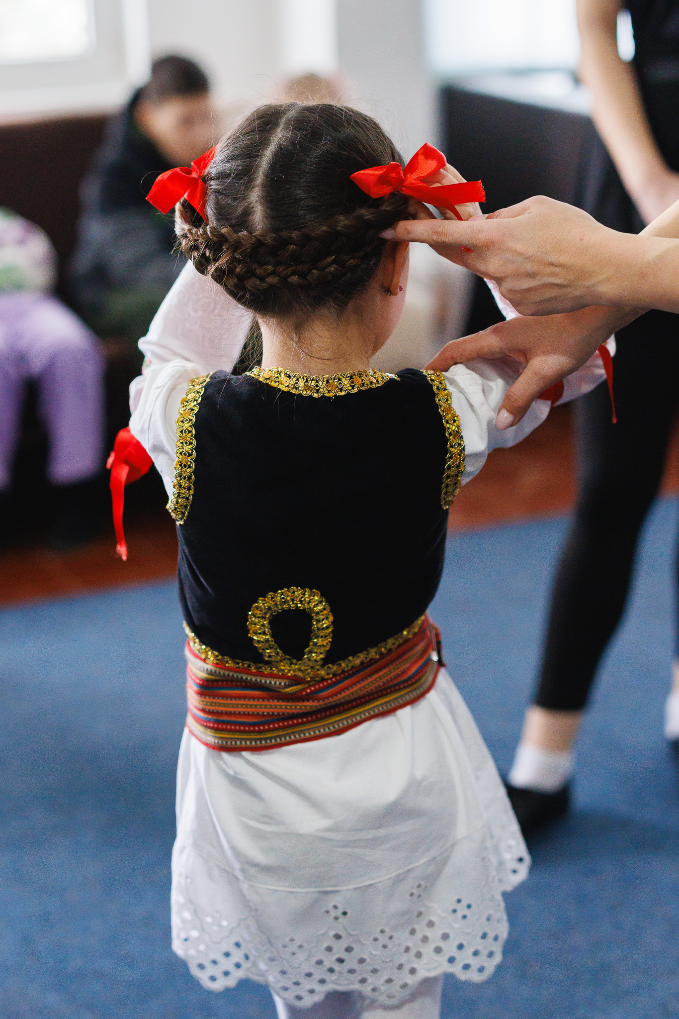 ženska narodna nošnja